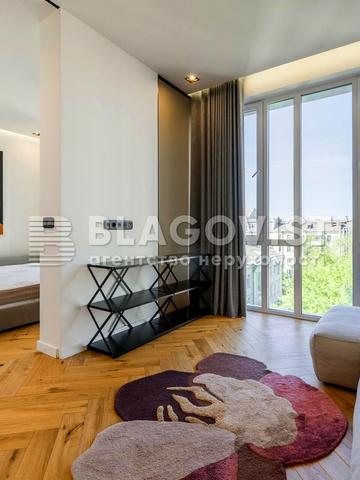 Бульварно-Кудрявська вул. (Воровського), 17