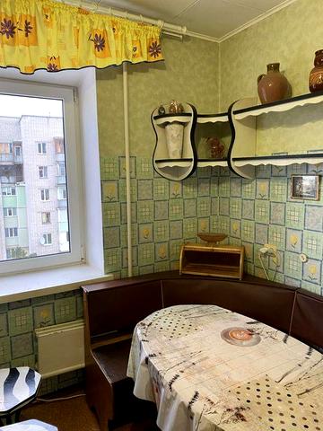 Здам двокімнатну квартиру . Вул Волковича.