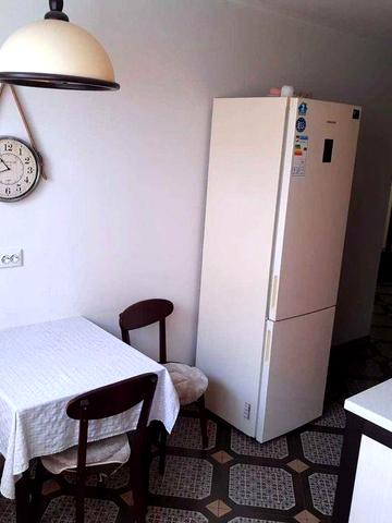 Оренда 2к вул. Каштанова 12Б