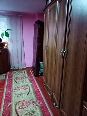 Продається 2 к. квартиру в будинку по вул Хортицькій