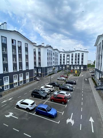 Теплична вул., 54