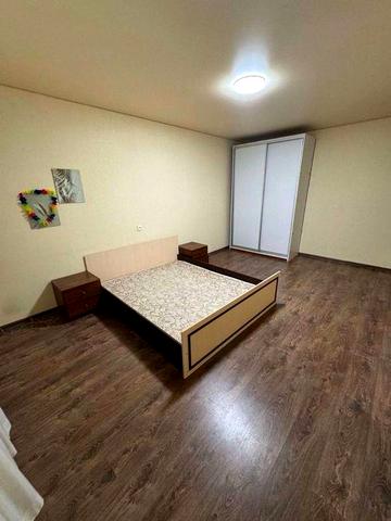 Новый!! Продам 1-к Квартиру с Ремонтом ж/м Красный Камень,Парус