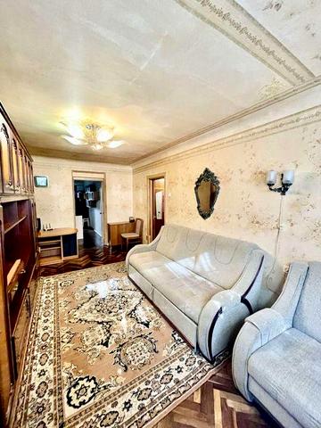 Продам двушку Соломенка