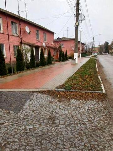 ПРОДАЖ !!! 2 кімнатна ідеальна під комерційне використання