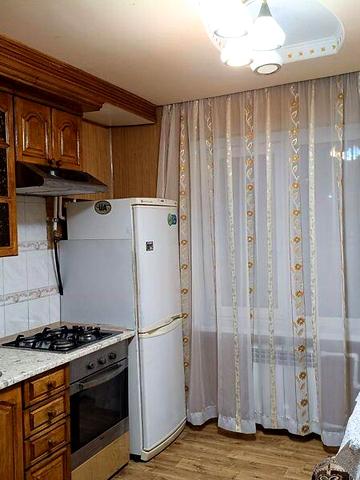 Довгострокова оренда 3к Квартира Степана Бандери вулиця