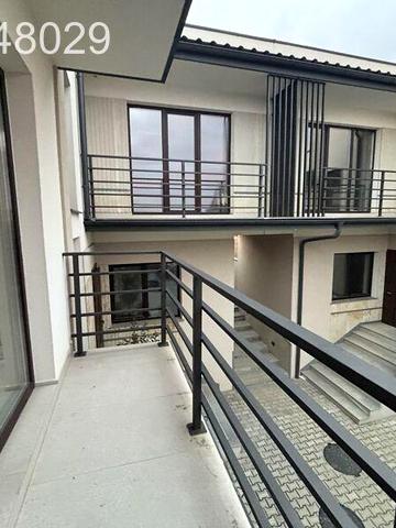 Продаж 3к Дім Висока (Петрова) вулиця