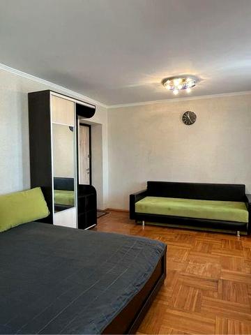 Оренда 1к центр Чернишевського 15