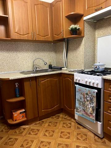 Здам 3-х кімнатну квартиру, центр, довгостроково