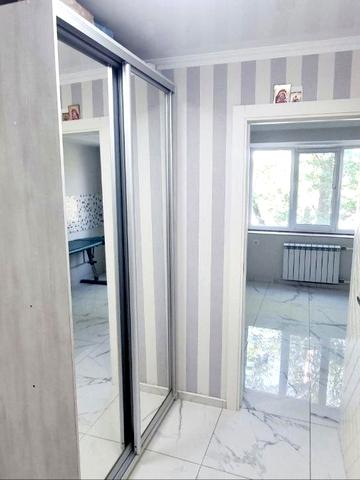 Юхима Фесенка вул. (Петровського), 11