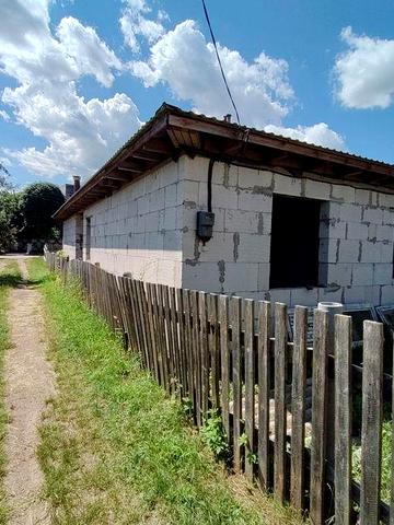 Частина будинку.