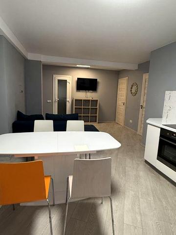 Оренда 2 кімн. квартири вул. М. Максимовича 9, метро Васильківська