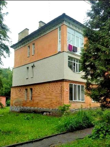 Продаж 4-кімнатної квартири Львівська обл, с-щ Липівка +м.Новий Розділ