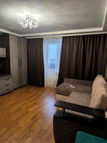 Здам 1 кімнатну квартиру на Молодіжному