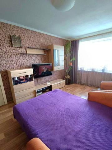 Продам двух комнатную Западный