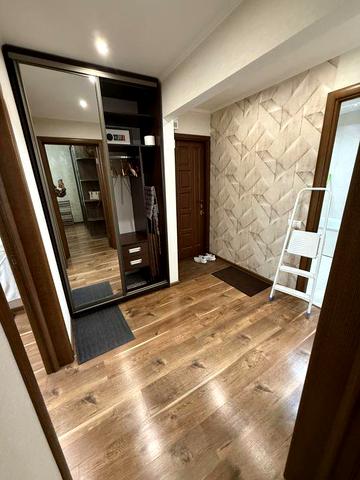 Квартира в центрі 95 кварталу. Довгостроково