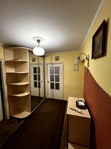 Оренда 3 кім квартира вул Єфремова