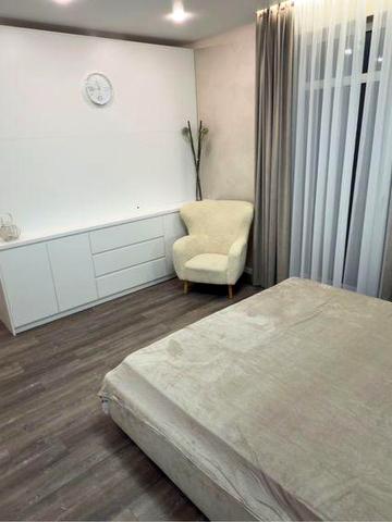 Оренда таунхауса 206 м² в ЖК Comfort City Lagoon, паркінг, інвертор