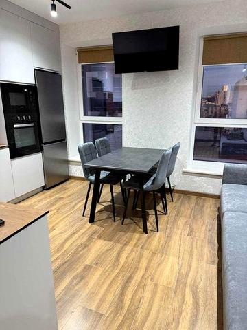 Оренда 2-к квартири з кухнею-студією / ЦЕНТР / НОВОБУДОВА