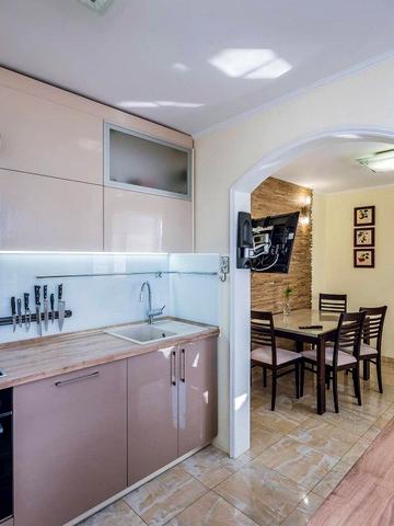 Володимира Івасюка просп. (Героїв Сталінграду), 49