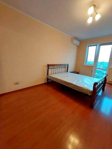 Оренда 1-к квартири на просп. Алішера Навої