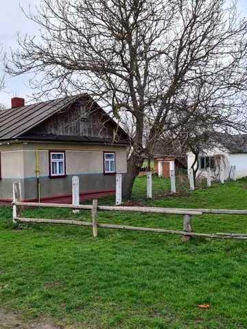 Житловий будинок у с.Хотин Дубенського району Рівненської області