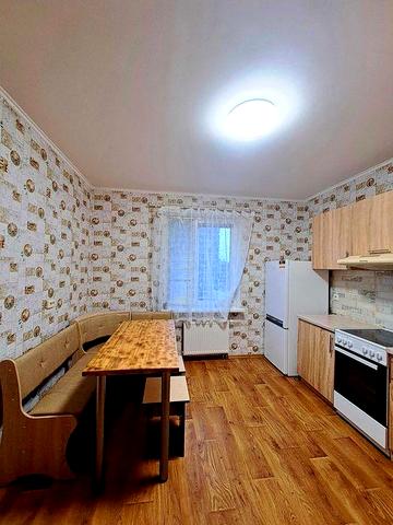 Оренда 2к квартири, вул. Сергія Данченко 3, можна з тваринками