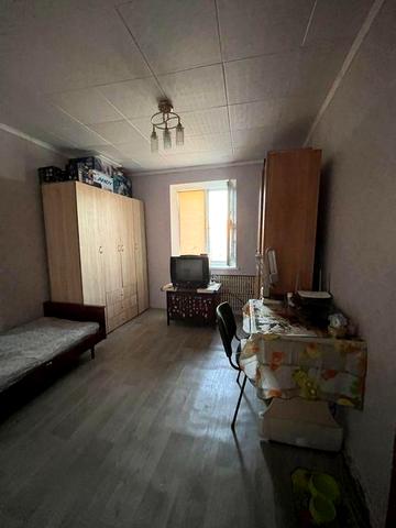 Продаж трикімнатної квартири