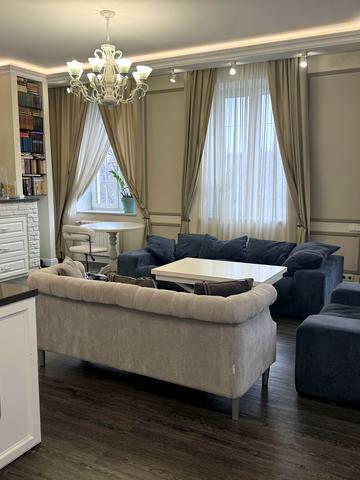 Межигірська вул., 20