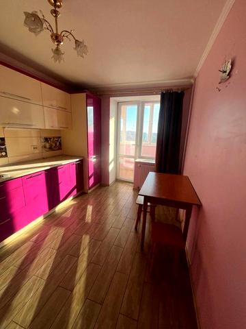 Здається квартира в оренду на вул Довженка