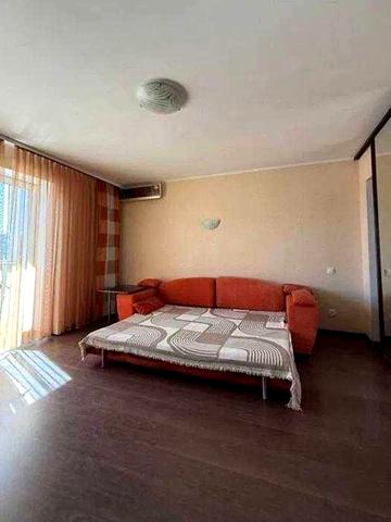 Здам простору 1-к квартиру Котляревського Слобожанський