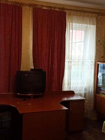 4к на Корятовича 22 з гаражем Центр