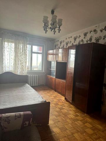 Головківська вул., 62