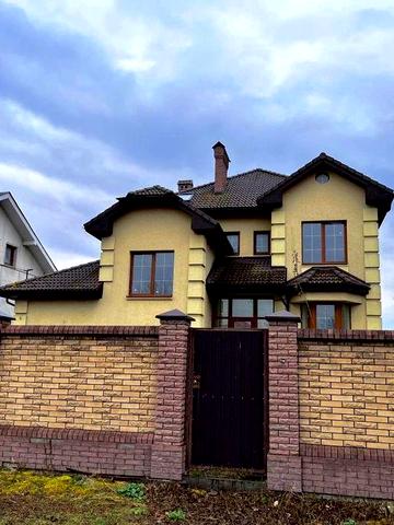 Будинок Микитинці 300 м²+ гостьовий будинок з сауною