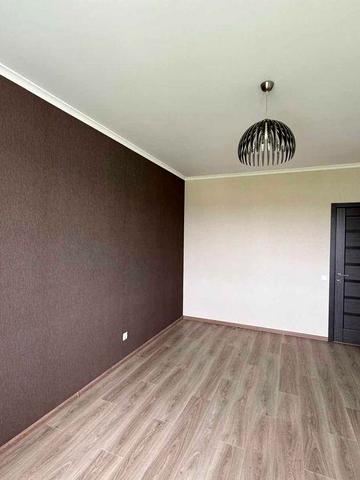 Продається 2-х кімнатна в Агрономічному