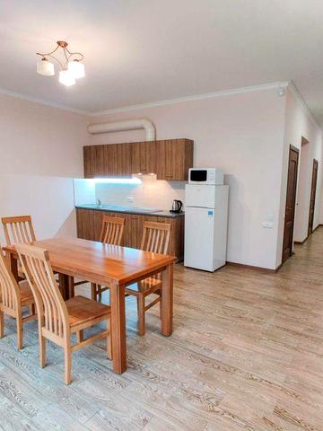 Оренда котеджу 160 м2 у с. Мощун (є підключення для генератора)