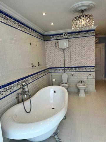 Сдам 93м 2-кім з великою 
гардеробною та ванною з вікномСрібнокільська