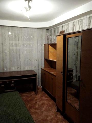 Продається  1/2 будинку