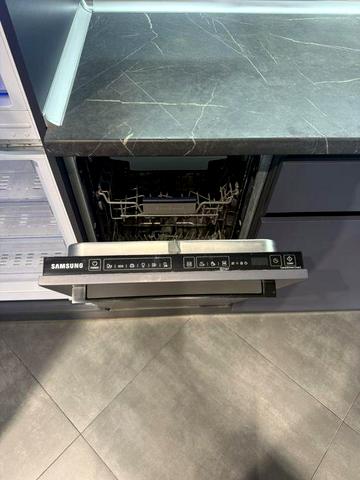 Видова квартира,  Митниця,  євро трьошка, середній поверх ЖК Перлина Дніпра