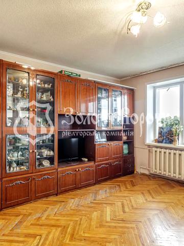 Київська вул., 1