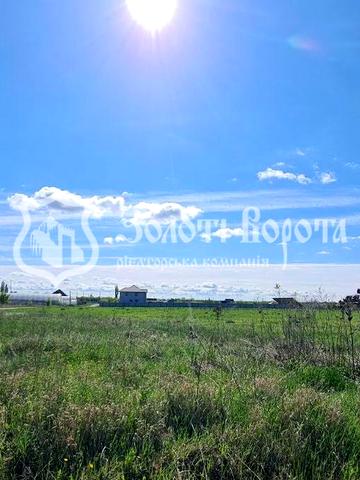 Аеродромна вул., 46