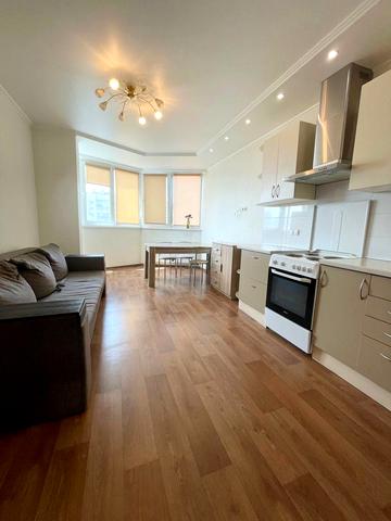 Митрополита Василя Липківського вул. (Урицького), 18