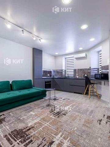 Професорська вул., 12