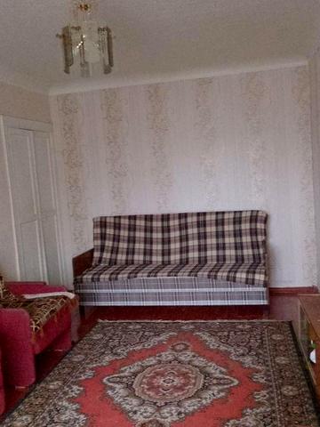 Продається однокімнатна квартира в центрі міста Тараща