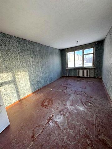 Продажться бюджетна 3х кімнатна квартира по вул.Дружби Народів.