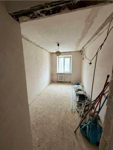 3-к, 12 Квітня вул., 5, ХТЗ