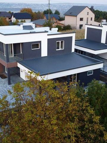 Будинки в стилі хай-тек