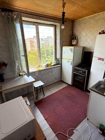 ‼️Тракторостроителей 65, Трк Украина, продам 1 к кв