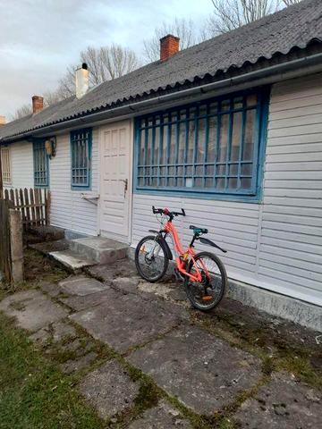 Продам квартиру в смт Берегомет(під магазин, або офіс)