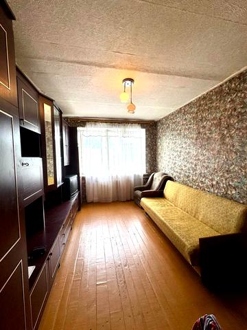 Успенсько Троїцька, 76