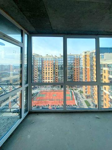 Продаж ексклюзивної 3 кім. квартири з панорамним виглядом.